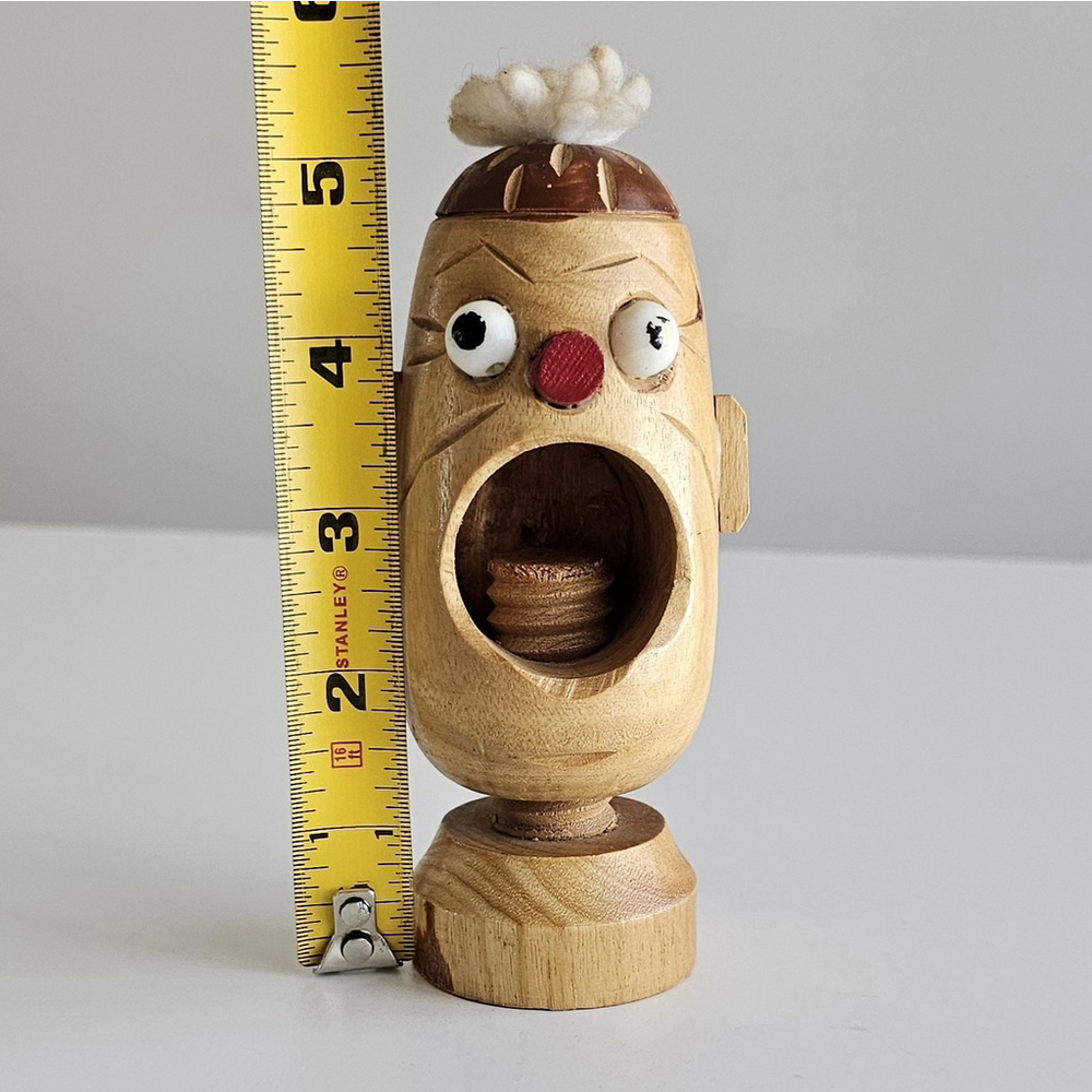 Vintage 1940s Japanese Folk Art Character Nutcracker Wooden Figural Nutcracker - Picture 7 of 7